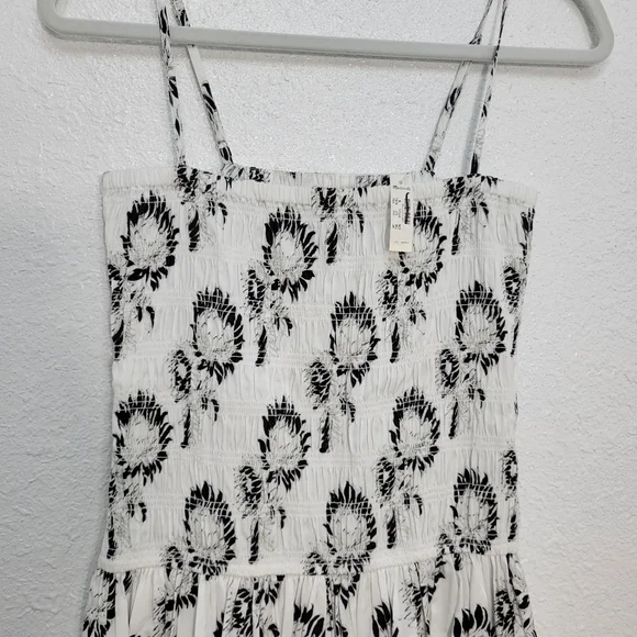 Madewell Smocked Maxi Dress NV462 Size M Graphic Sunflowers NWT - Picture 7 of 10